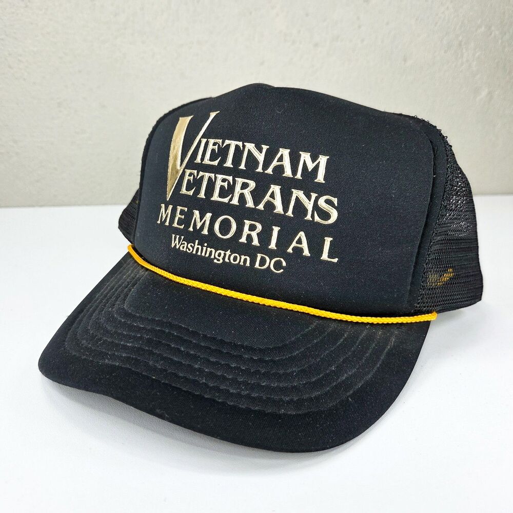 Vintage Vietnam Veterans Memorial Washington DC Black Rope Mesh Trucker Hat